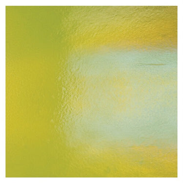 Bullseye 1126-0051 Pistagegrön Transp. Iridiserande. 2 mm.