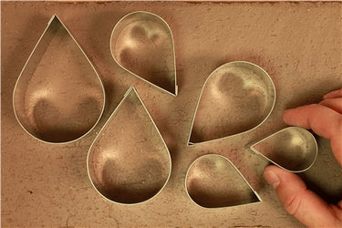 Dråbeformede udstikkere til keramik