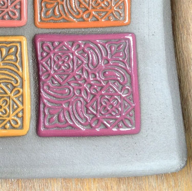 Lergodsglasyr 9477 Ljuslila